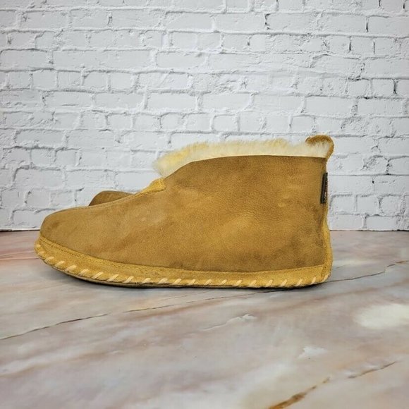 L.L. Bean Shoes - LL Bean Wicked Good Slipper Boots Tan Womens Size 10 Suede Shearling Lined Shoes